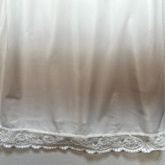 Vintage Warners White Nylon Slip With Lace Trim & Adjustable Straps - Size S 36 - Picture 5 of 11